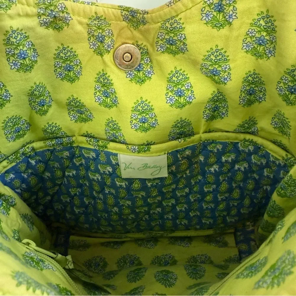 VERA‎ BRADLEY Floral/Elephant Quilted Tote Bag